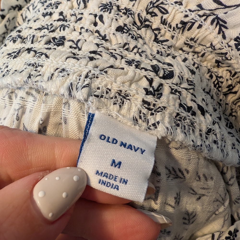 NWT Old Navy Floral Babydoll Smocked Dress Tie Shoulder Straps w Pockets - Picture 13 of 15
